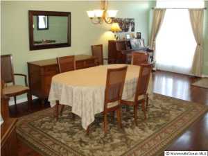 13 Grossweiler Ln, Parlin, NJ 08859 photo 2