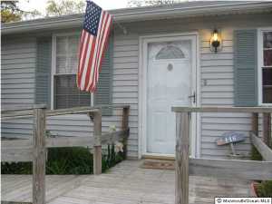 446 Mohawk Dr, Brick, NJ 08723 photo 2