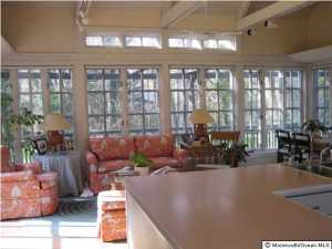 18 Buttonwood Ln E, Rumson, NJ 07760 photo 2