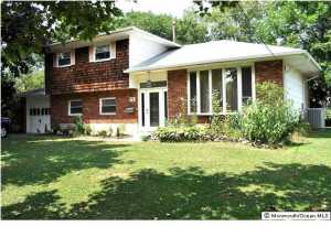 72 Braeton Way, Freehold, NJ 07728 photo 1