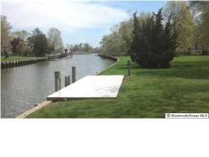 35 Oakes Rd, Rumson, NJ 07760 photo 3