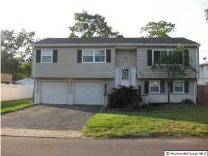 1658 Hoffman St, Brick, NJ 08724 photo 1