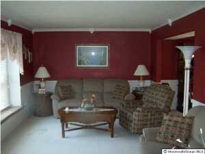 2 Eric Dr, Howell, NJ 07731 photo 3