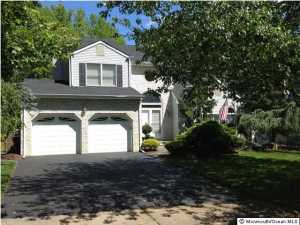 14 Walnut Ct, Matawan, NJ 07747 photo 1