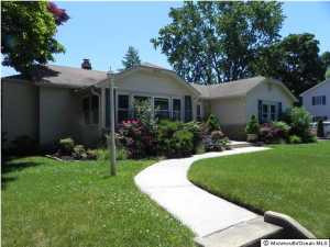 1410 Evans Rd, Wall, NJ 07719 photo 2