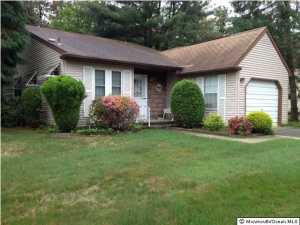 32 Sunset Rd, Whiting, NJ 08759 photo 1