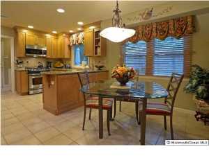 52 Eagle Rd, Marlboro, NJ 07746 photo 3
