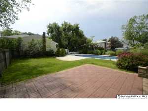 733 Point View Rd, Brick, NJ 08724 photo 2