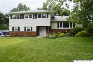 733 Point View Rd, Brick, NJ 08724 photo 1