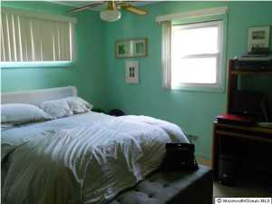 12 Millbrook Dr, Middletown, NJ 07748 photo 8