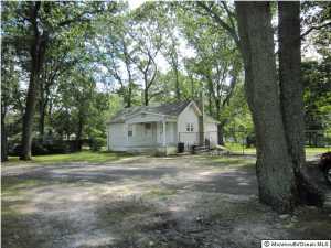 197 W Commodore Blvd, Jackson, NJ 08527 photo 1