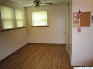 197 W Commodore Blvd, Jackson, NJ 08527 photo 3