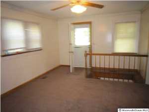 197 W Commodore Blvd, Jackson, NJ 08527 photo 4