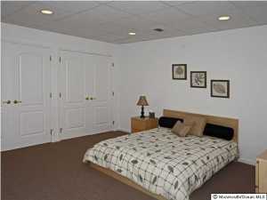 27 Ely Rd, Holmdel, NJ 07733 photo 19