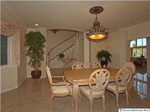 27 Ely Rd, Holmdel, NJ 07733 photo 5