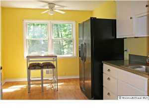 24 Ned Dr, Matawan, NJ 07747 photo 4