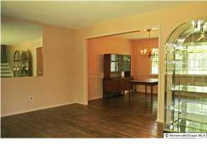 24 Ned Dr, Matawan, NJ 07747 photo 8