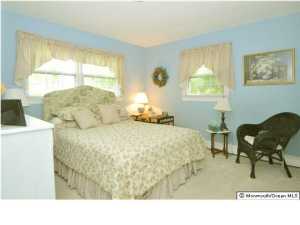 1105 Riverview Dr, Brielle, NJ 08730 photo 10