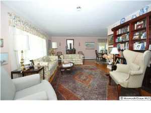1105 Riverview Dr, Brielle, NJ 08730 photo 2