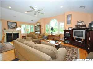 1105 Riverview Dr, Brielle, NJ 08730 photo 5