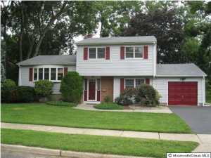 19 Alimar Dr, Middletown, NJ 07748 photo 1