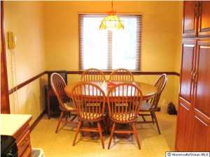 19 Alimar Dr, Middletown, NJ 07748 photo 6