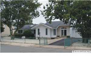 41 Perry Dr, Brick, NJ 08723 photo 4