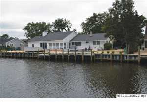41 Perry Dr, Brick, NJ 08723 photo 1