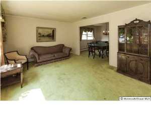 13 Thompson Ave, Middletown, NJ 07748 photo 3