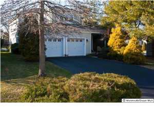 6 Hampton Ct, Spring Lake Heights, NJ 07762 photo 2
