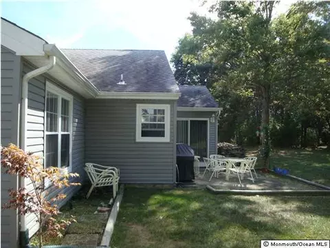12 Norwick Ct, Forked River, NJ 08731 photo 2