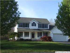 7 Oak Leaf Dr, Waretown, NJ 08758 photo 1