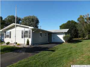 6 Poe Rd, Brick, NJ 08724 photo 1