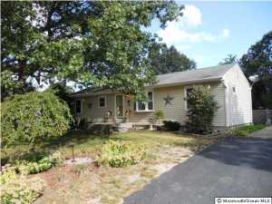 137 Stephan Rd, Brick, NJ 08724 photo 1