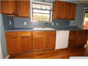 15 Maple St, Waretown, NJ 08758 photo 4