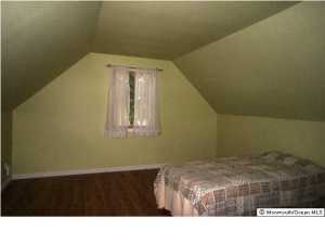 3 Viola Ave, Middletown, NJ 07748 photo 5
