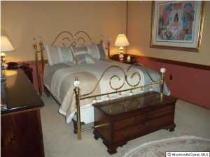 11 Feathertree Ct, Howell, NJ 07731 photo 4
