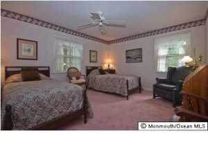 653 Valley Rd, Brielle, NJ 08730 photo 17