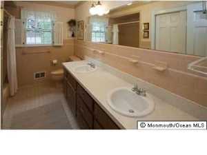 653 Valley Rd, Brielle, NJ 08730 photo 19