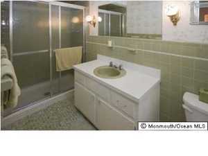 653 Valley Rd, Brielle, NJ 08730 photo 18