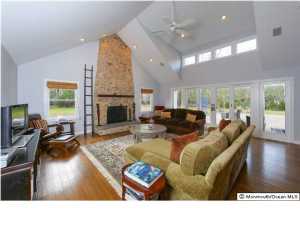 12 Heathcliff Rd, Rumson, NJ 07760 photo 2