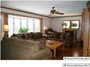75 Longpoint Dr, Brick, NJ 08723 photo 5
