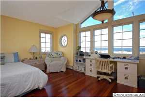 934 Ocean Ave, Sea Bright, NJ 07760 photo 9