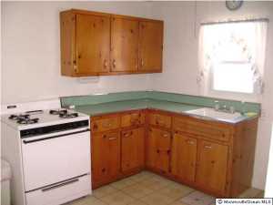 42 E 2nd St, Howell, NJ 07731 photo 4
