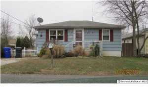 210 Walnut Dr, Brick, NJ 08724 photo 1