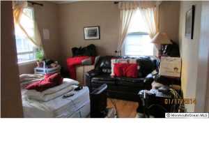 210 Walnut Dr, Brick, NJ 08724 photo 9