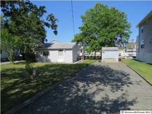12 Cable Rd, Waretown, NJ 08758 photo 3