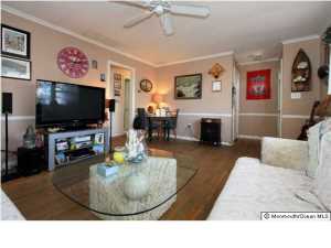87 Black Point Rd, Rumson, NJ 07760 photo 2