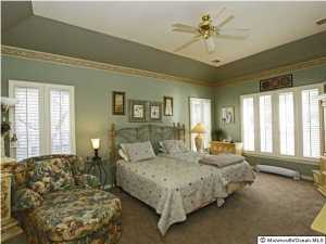 91 Iris Ct, Holmdel, NJ 07733 photo 16