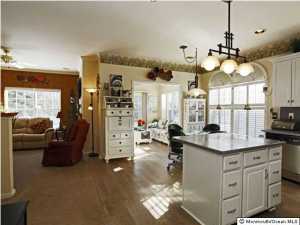 91 Iris Ct, Holmdel, NJ 07733 photo 8
